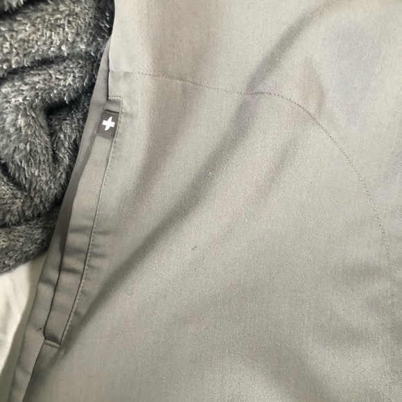 FIGS (Wearfigs) Cement scrub set - Picture 5 of 8